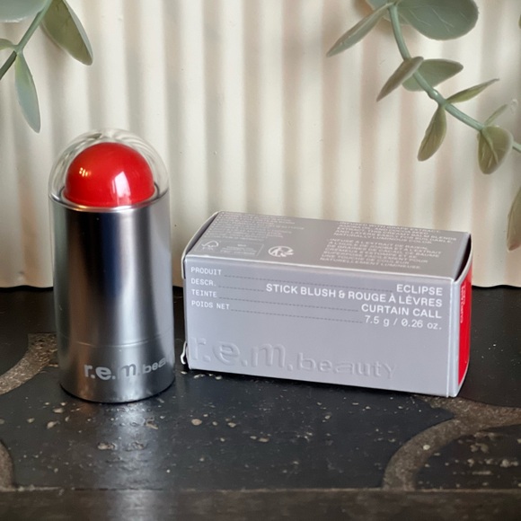 R.E.M. Beauty Other - r.e.m. beauty Stick Blush in Curtain Call Red